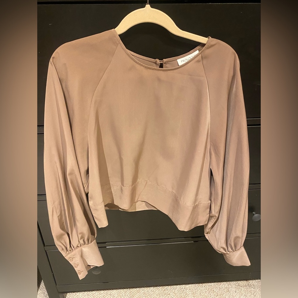 Prologue Satin Long Sleeve | Medium